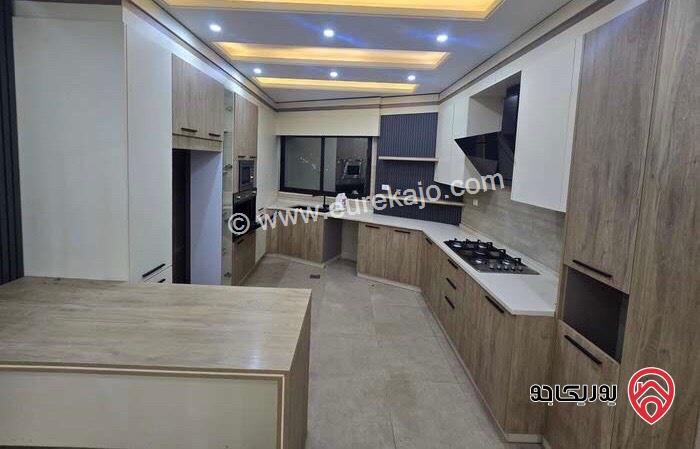 شقة طابق ثالث دوبلكس مساحة 220م للايجار في عمان - ضاحية النخيل