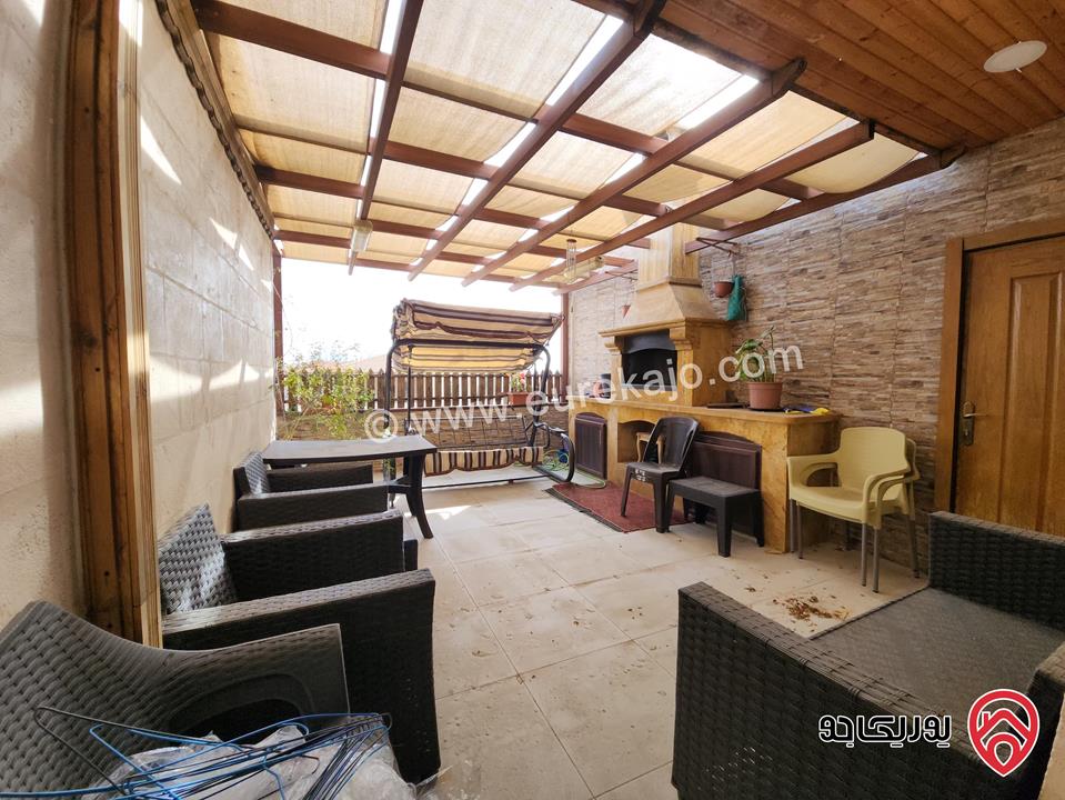 شقة طابق ثالث دوبلكس مساحة 300م للبيع في عمان - الجبيهة من المالك