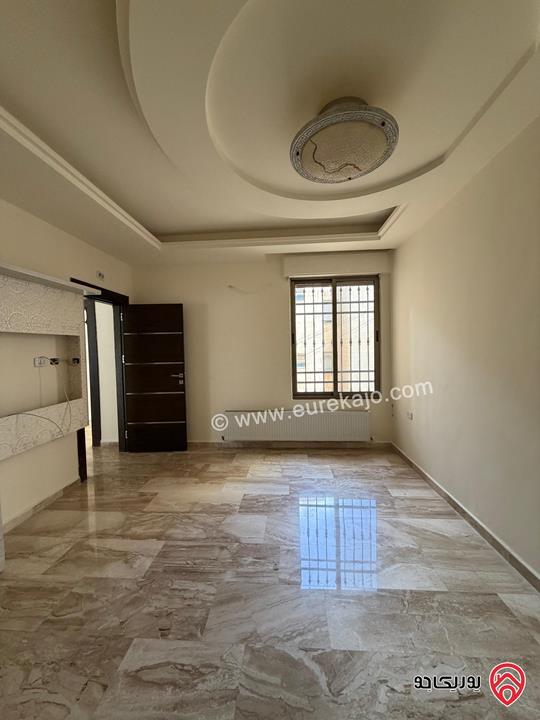 شقة طابق اول مساحة 150 متر للبيع في عمان - الجبيهة / حي المنصور 