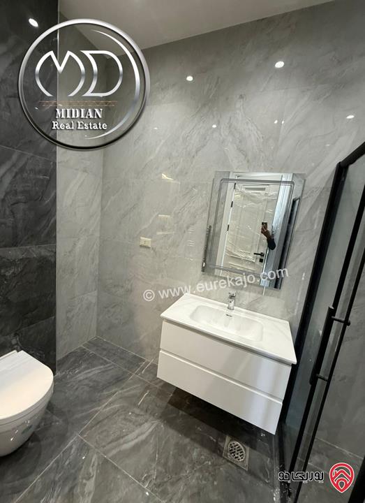 شقة فارغة للايجار في عمان - ام السماق مساحة 230م طابق ثاني تشطيبات ديكورات فاخرة جديدة لم تسكن