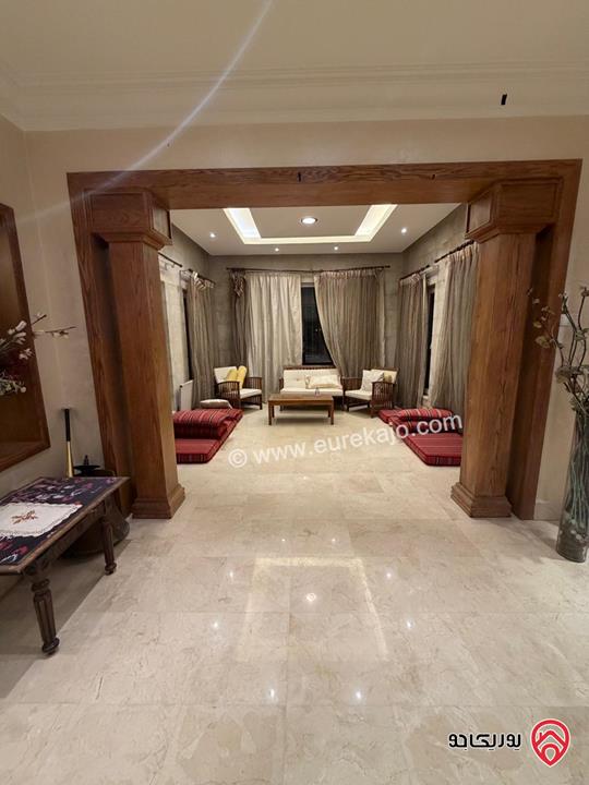 شقة طابقية فاخرة مفروشة او فارغة طابق ثاني مساحة 460م للإيجار في عمان - الجاردنز