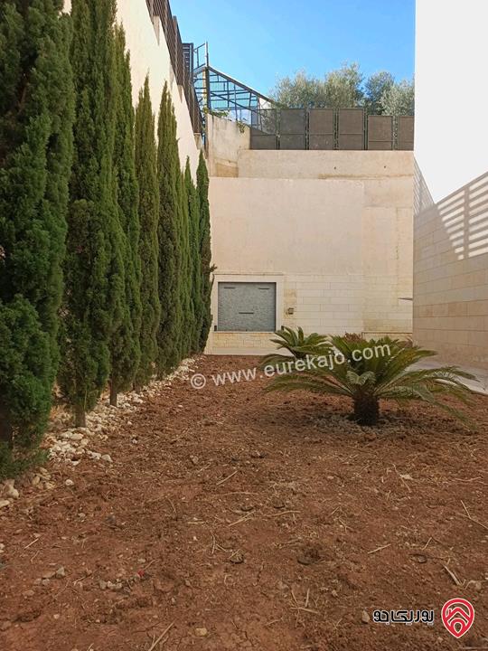 شقة سوبر ديلوكس طابق شبه ارضي مساحة 200م داخلي و 250م خارجي للايجار في عمان - ضاحية النخيل