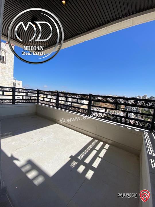 شقق جديدة للبيع في عمان - خلدا مساحات 220م 4 نوم تشطيبات و ديكورات عصرية فاخرة اطلالة جميلة بسعر مميز