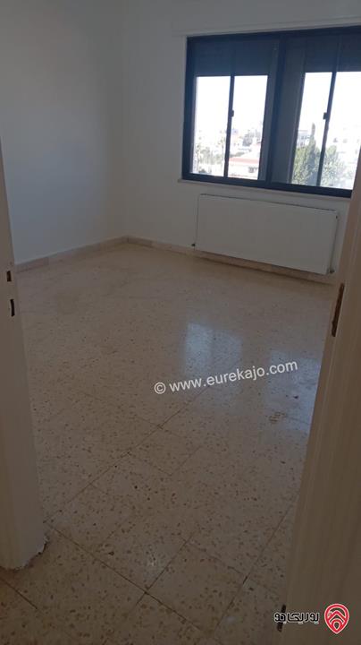 شقة طابق رابع مساحة 165م للايجار في عمان - ام اذينة