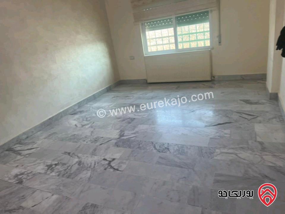 شقة مساحة 150م طابق ثالث للبيع في عمان - ضاحية الأمير حسن 