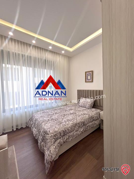 شقة جديدة مفروشة طابق ثالث مساحة 140م للايجار في عمان - الصويفية