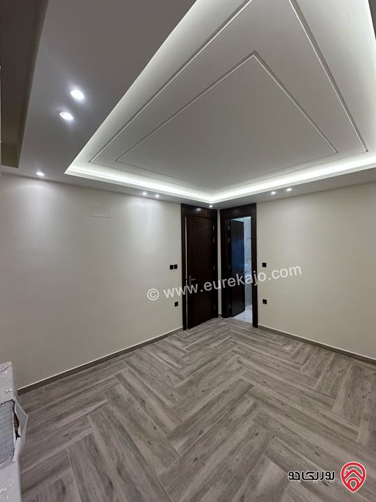 شقة ديلوكس طابقية تسوية ثانية مساحة 223م للبيع في عمان - الياسمين