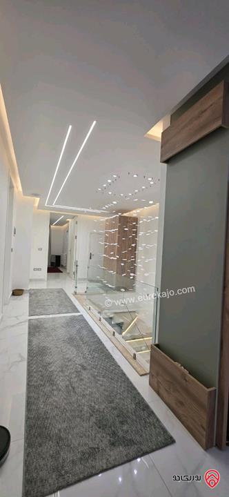 فيلا مساحة 290م على أرض 400م للبيع في عمان - ضاحية الرشيد