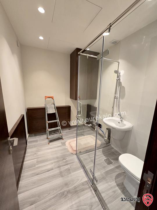 شقة مفروشة طابق أول مساحة 250م للإيجار في عمان - جبل عمان