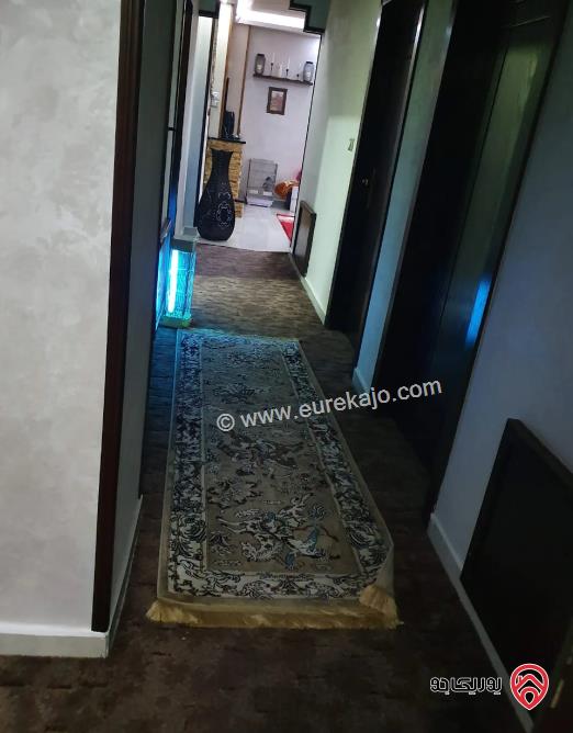 شقة مساحة 220م طابق أرضي للبيع في الجبيهة 