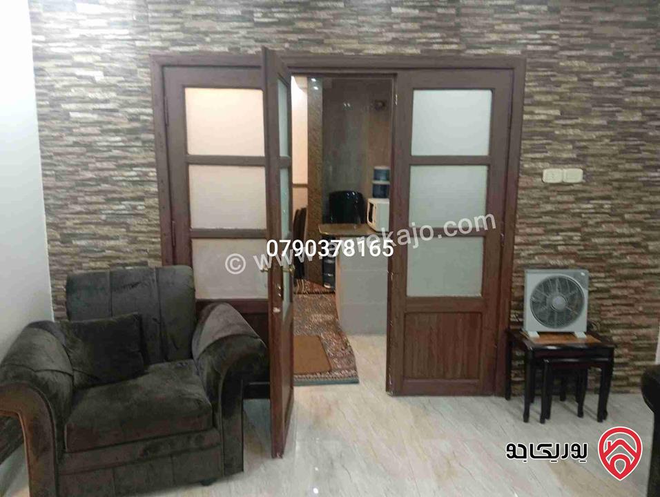 شقة أرضية مساحة 140م داخلي و 60م خارجي للايحار في عمان - المدينة الرياضية