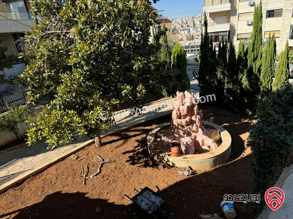 فيلا 4 طوابق على أرض 1 دونم و 465م للبيع في عمان - الرابية