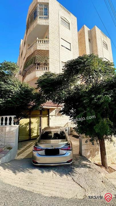 شقة ارضية مساحة 182م داخلي و 50م خارجي للبيع في عمان - طبربور 