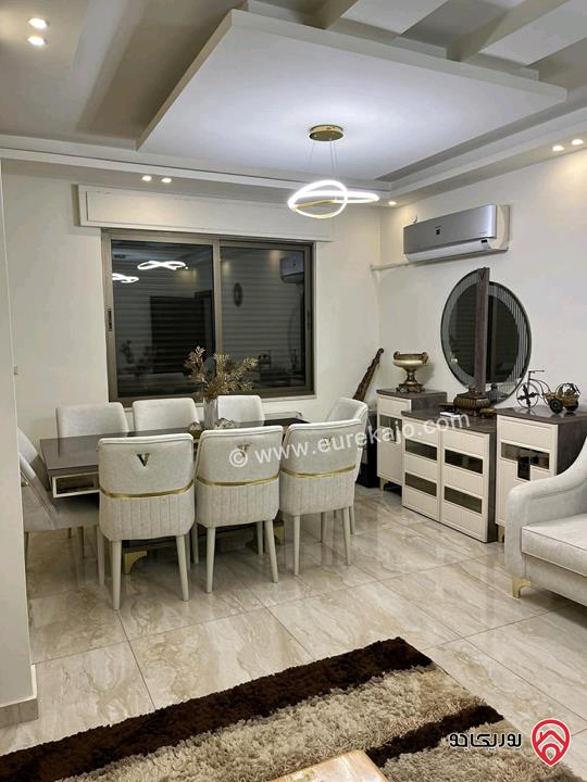 شقة شبه ارضية جديدة مساحة 180م داخلي و 200م خارجي للبيع في عمان - صويلح