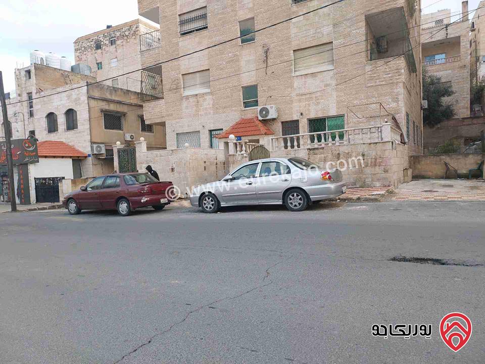 شقة أرضية مساحة 116م مع مدخل مستقل وترس 25م وكراج للبيع في عمان - الهاشمي الشمالي 