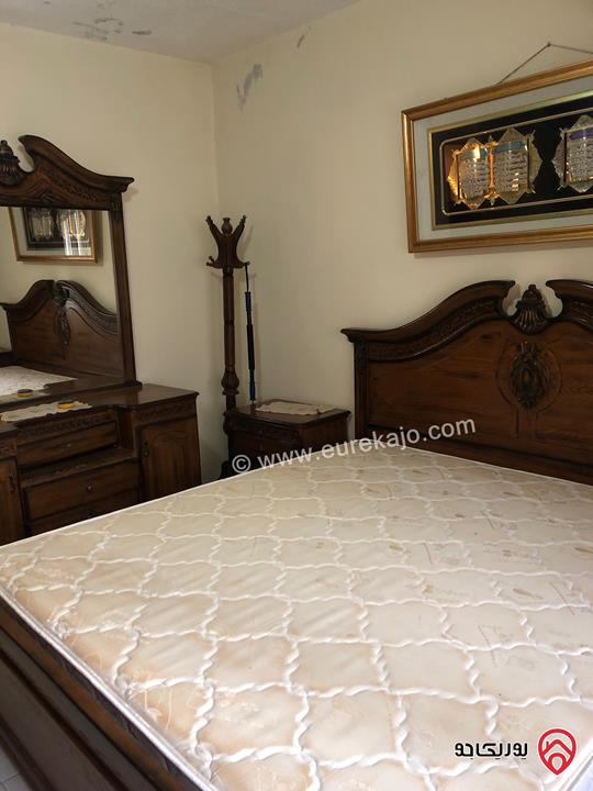 شقة مفروشة مساحة 124م طابق ثالث للبيع في عمان - تلاع العلي 