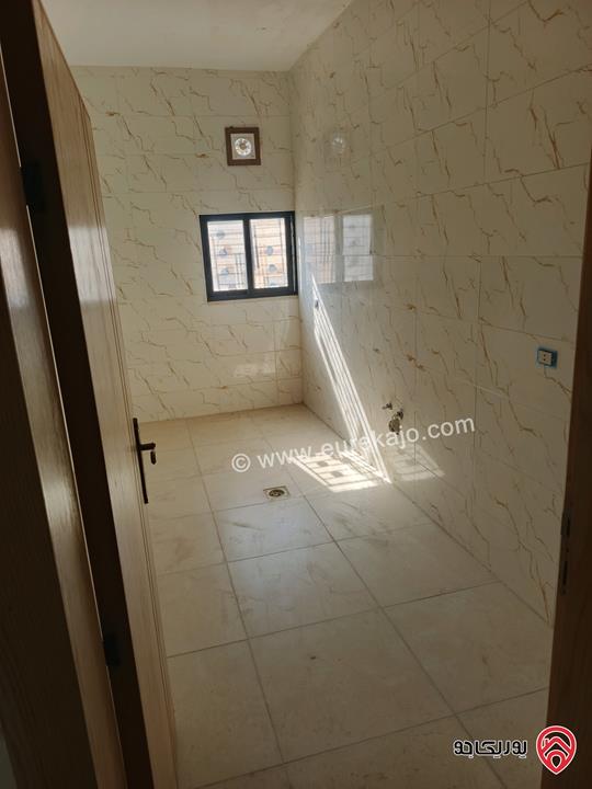 بناية سكنية على أرض 567م للبيع في الزرقاء - حي معصوم