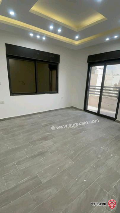 شقة جديدة طابق اول مساحة 140متر للإيجار في عمان - مرج الحمام 