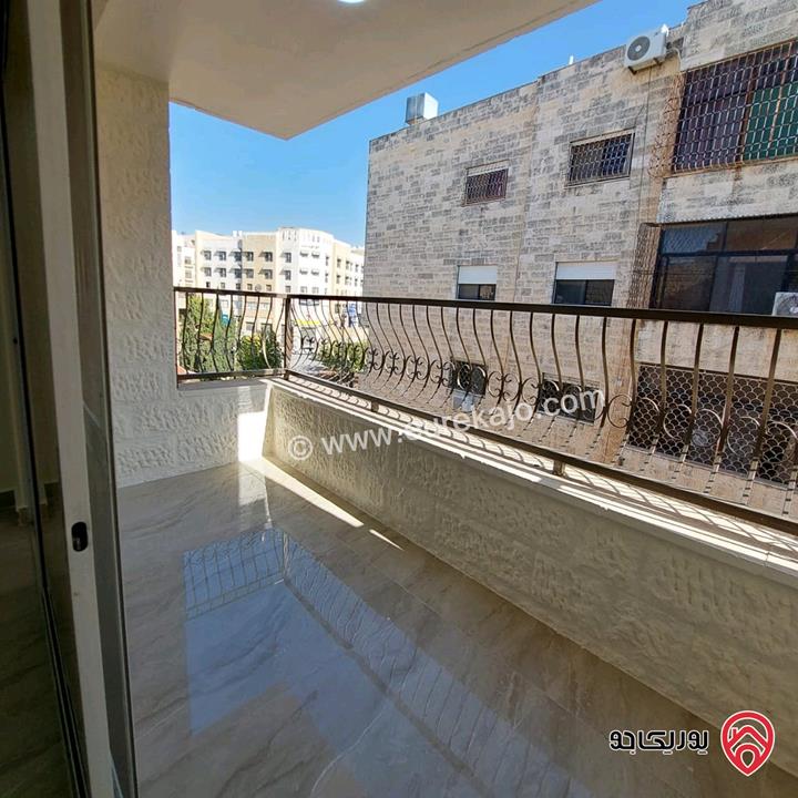 شقة مساحة 135م طابق ثالث للبيع في عمان - ضاحية الرشيد 