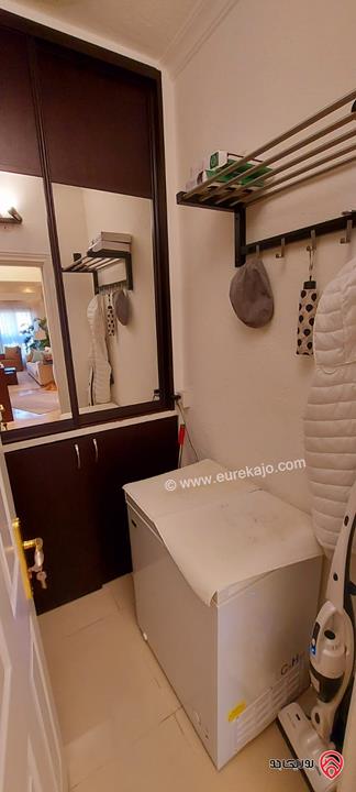 شقة مميزة طابق ثاني مساحة 192م للبيع في عمان - تلاع العلي