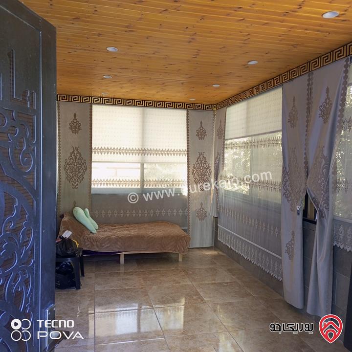 منزل مساحة 220م على أرض 275م للبيع في عمان - ام نوارة 