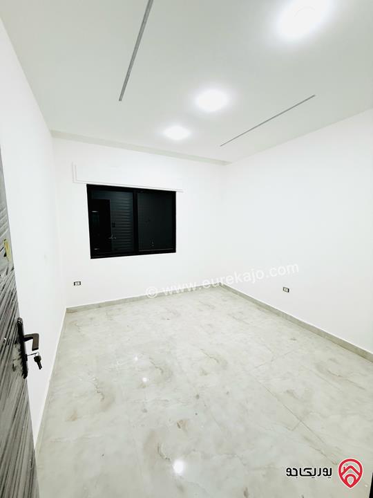 شقة ارضية مساحة 220 متر جديدة للبيع في عمان - طبربور 