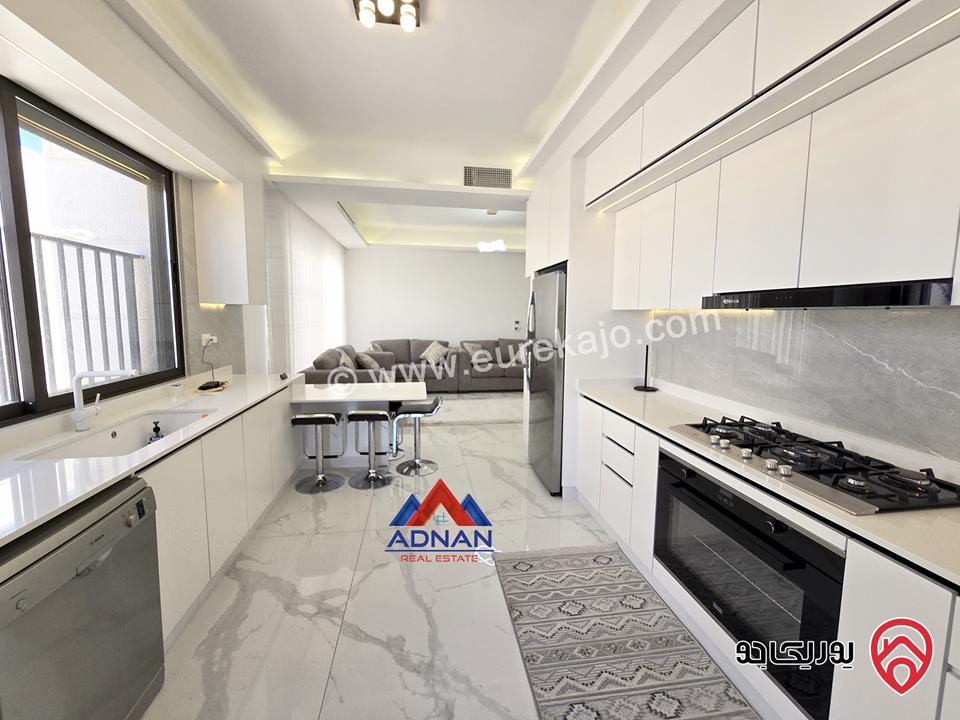 شقة طابق ثالث دوبلكس مساحة 250م مفروشة للإيجار في عمان - عبدون 