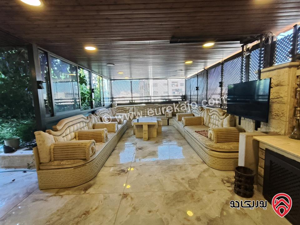 شقة سوبر ديلوكس أرضية مساحة 240م داخلي و 250م خارجي للايجار مفروشة في عمان - مرج الحمام