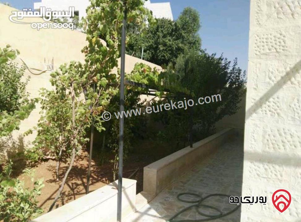 بيت دوبلكس مساحة 380م على أرض 500م للبيع في عمان - طبربور