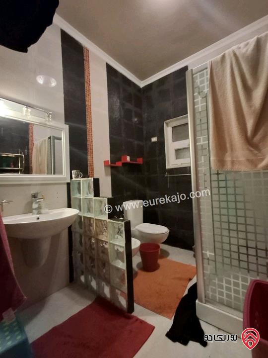 شقة طابق أول مساحة 200م للبيع في عمان - طبربور