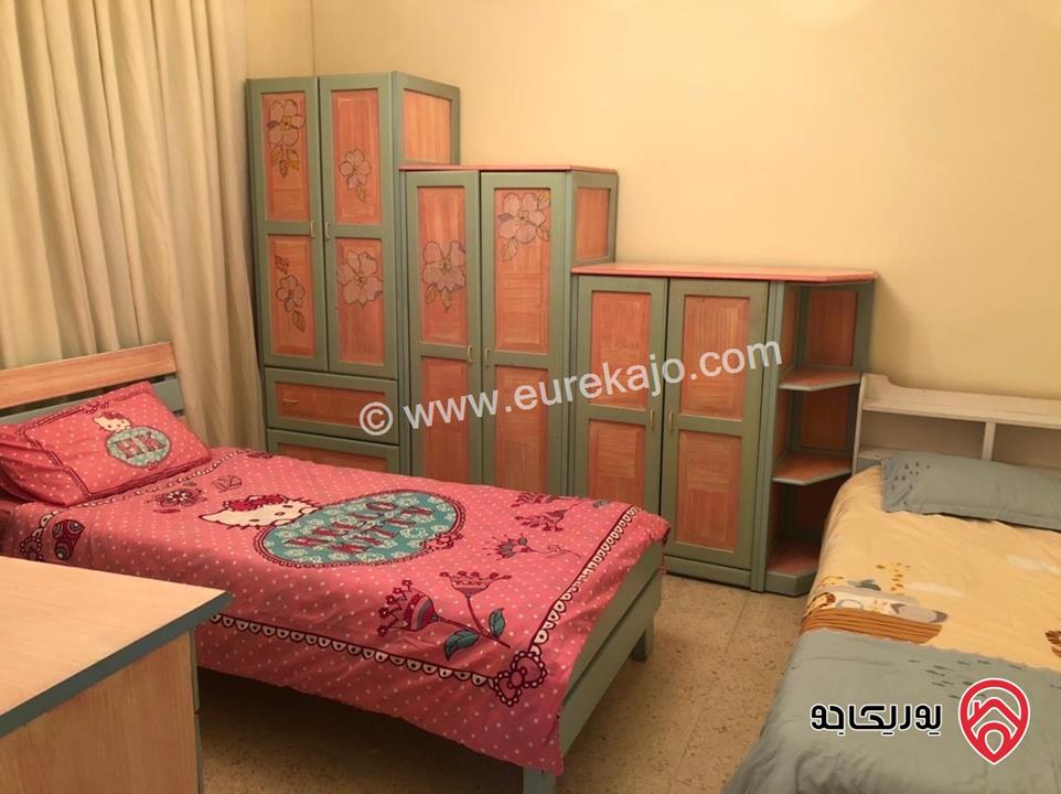 شقة فاخرة طابق ثالث مساحة 200م للايجار ( شهري 500 دينار او سنوي 5000 دينار) في عمان - الرابية