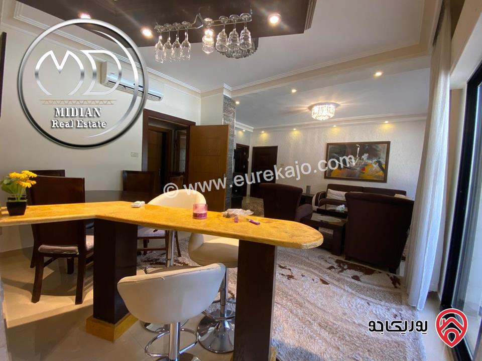 شقة مفروشة للايجار في عمان - ضاحية الامير راشد مساحة 100م طابق اول تشطيبات و فرش فاخر جداً