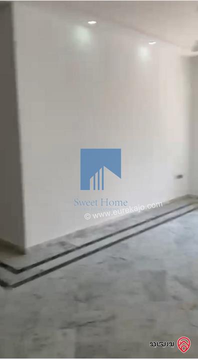 شقة أرضية مميزة للبيع في عمان - أم السماق - خلف الدر المنثور 210م مع حديقة وترسات 120م بسعر مغري