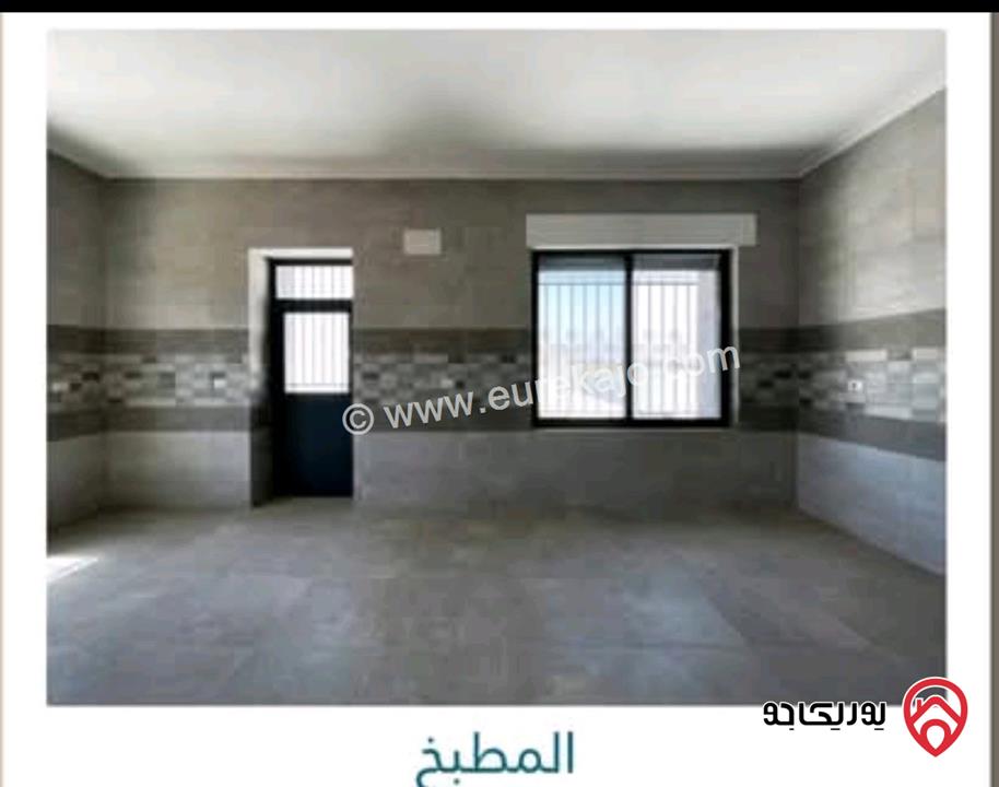 فيلا فخمة سوبر ديلوكس مساحة 453م على أرض 450م للبيع في عمان - طريق المطار قرب ايكيا 