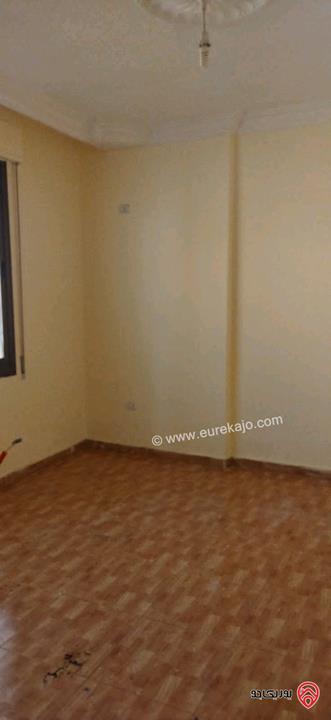 شقة غير مسكونة طابق اخير ثالث مساحة 150م للبيع في عمان - شفا بدران