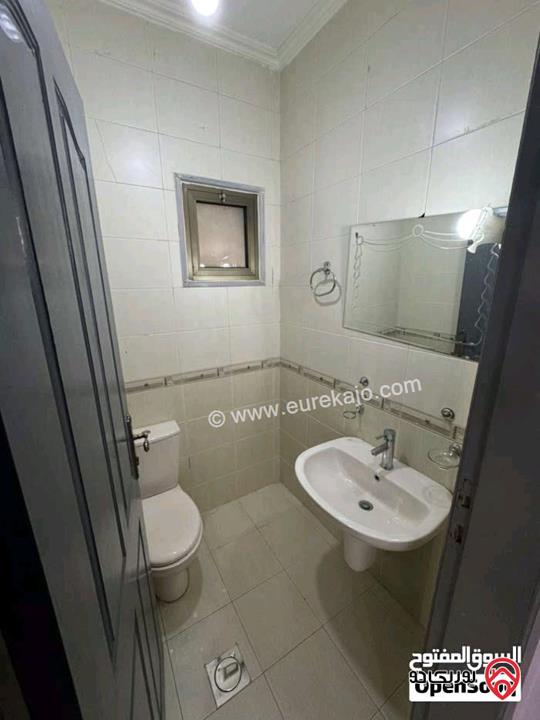 شقة فارغة طابق تسوية مساحة 185م للإيجار في عمان - خلدا 