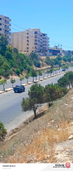 أرض مميزة جداً مساحة 642م للبيع في عمان - أبو نصير على شارع الأردن