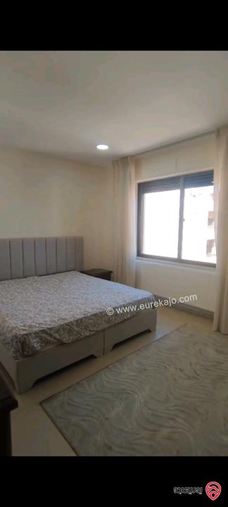 شقة طابق ثالث مساحة 210م للبيع في عمان - عبدون الشمالي