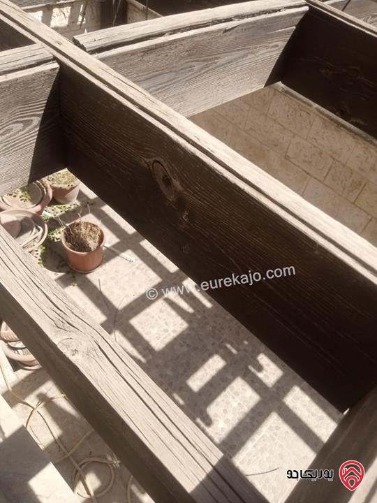 شقة مميزة طابق ارضي مساحة 262م داخلي و 30م خارجي للبيع في عمان - دير غبار