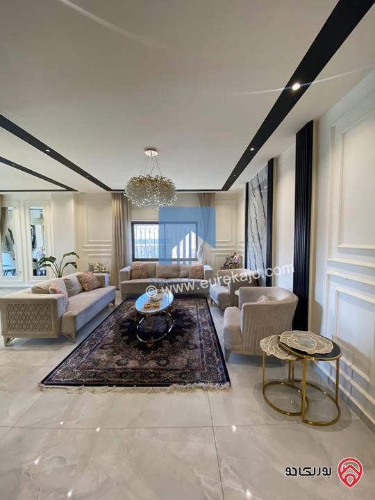 شقة فاخرة للبيع في عمان - أم أذينة طابق ثاني 240م تشطيب سوبر ديلوكس بسعر مغري