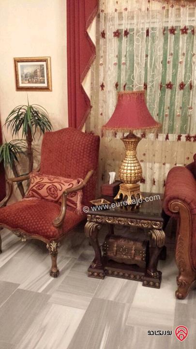 شقة ارضية مساحة القوشان 216م ترس مكرمد 150م ترس مكشوف 80م للبيع في عمان - المدينة الرياضية