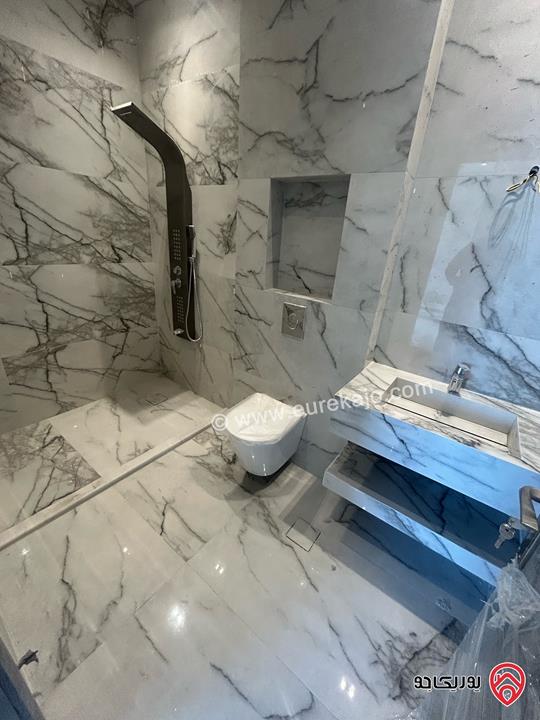 شقة مساحة 215م طابق اول للايجار في عمان - الجبيهة مقابل قصر الاميرة بسمة 