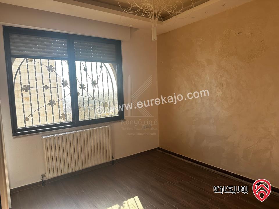 شقة مميزة طابق ثاني مساحة 181م للبيع في عمان - تلاع العلي