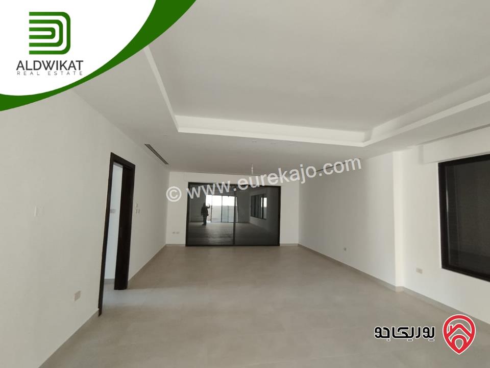 فيلا مستقلة مساحة البناء 530م ومساحة الارض 520م ومساحة الحديقة 200م للبيع في ماحص على حد بدر الجديدة