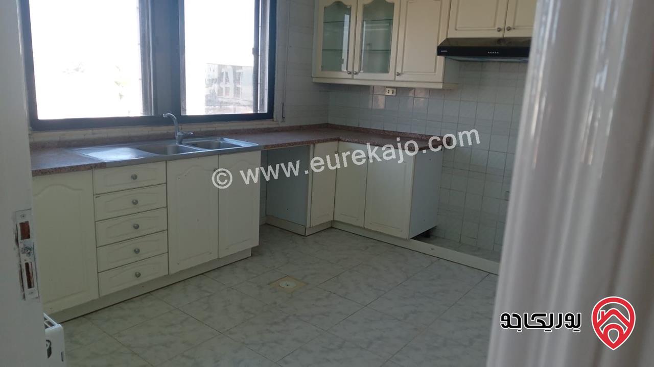 شقة طابق رابع مساحة 165م للايجار في عمان - ام اذينة