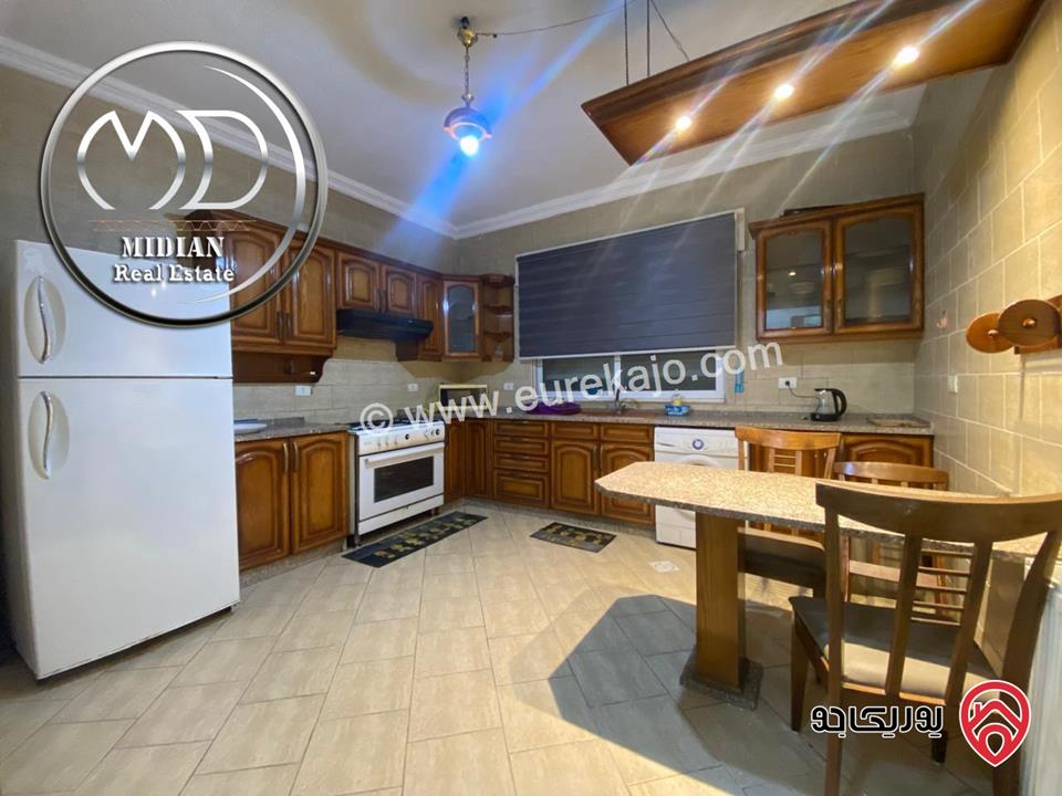 شقة للبيع في عمان - الرابية طابق اول مساحة 180م سوبر ديلوكس اطلالة جميلة بسعر مميز جداً