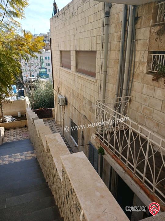 منزل مستقل مساحة 500م على أرض 1100م للبيع في عمان - جبل الحسين