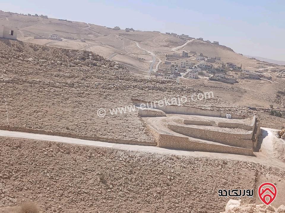 أرض مساحة 3 دونم للبيع في الزرقاء - وادي العش شارع المية