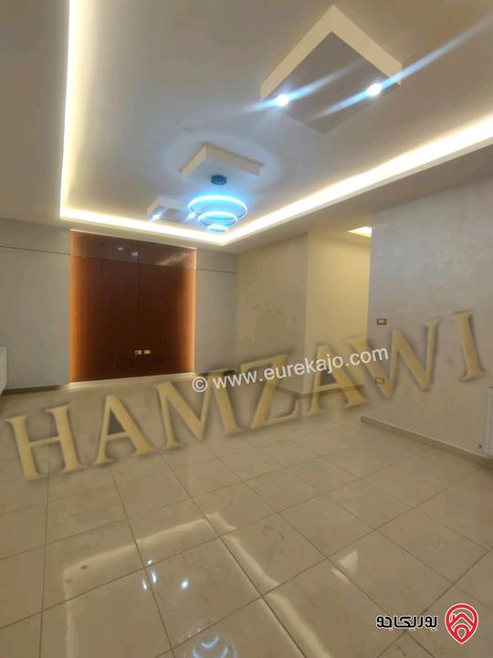 شقة مساحة 215م طابق أول للايجار في عمان - البنيات طريق المطار