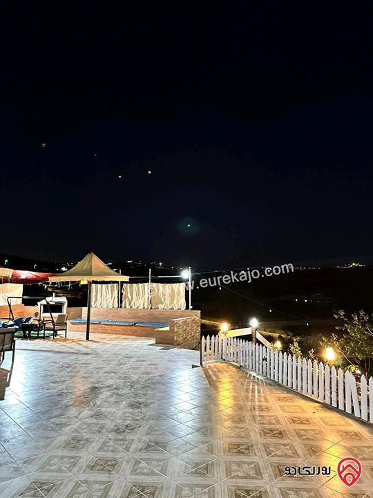 مزرعة مساحة الأرض 5 دونم و 150م عليها بناء 200م للبيع في المفرق